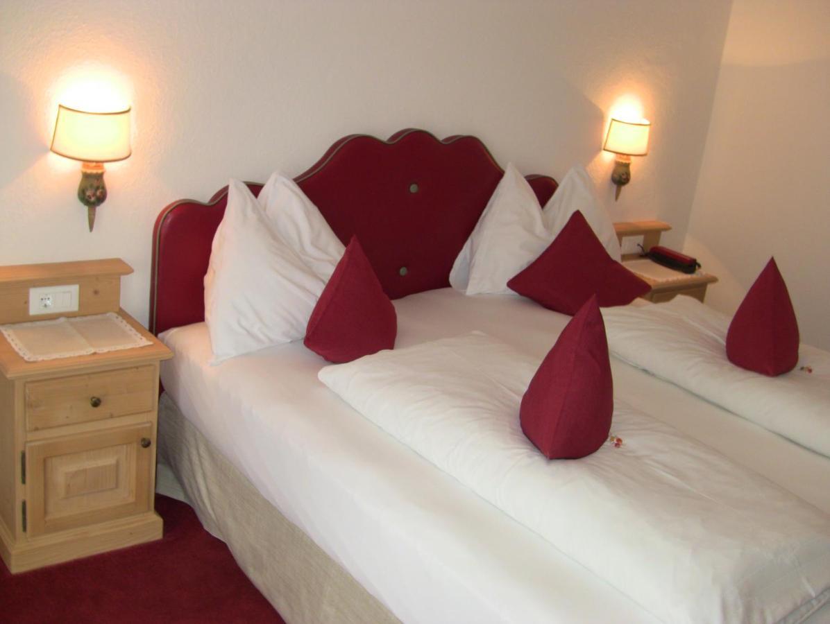 Palmengarten Hotel Gstoer 라군도 외부 사진