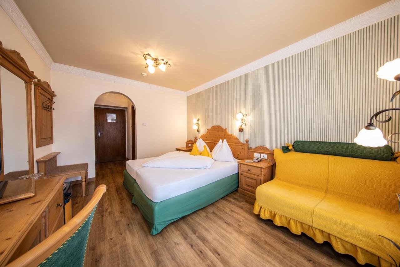 Palmengarten Hotel Gstoer 라군도 외부 사진