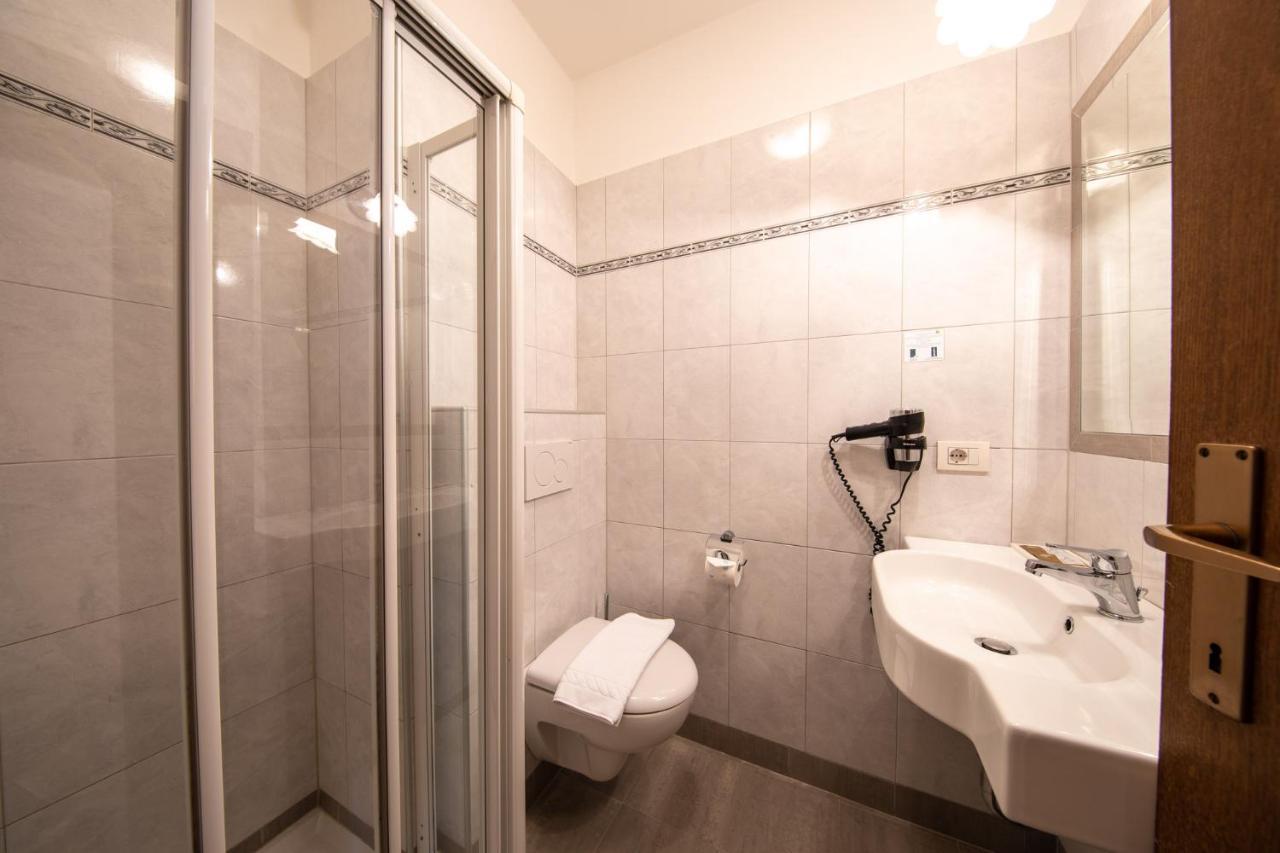 Palmengarten Hotel Gstoer 라군도 외부 사진